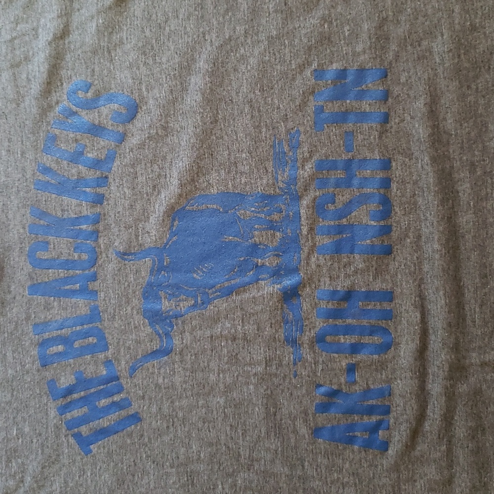 The Black Keys Short Sleeve Tshirt - Gray- XL. Never Worn.